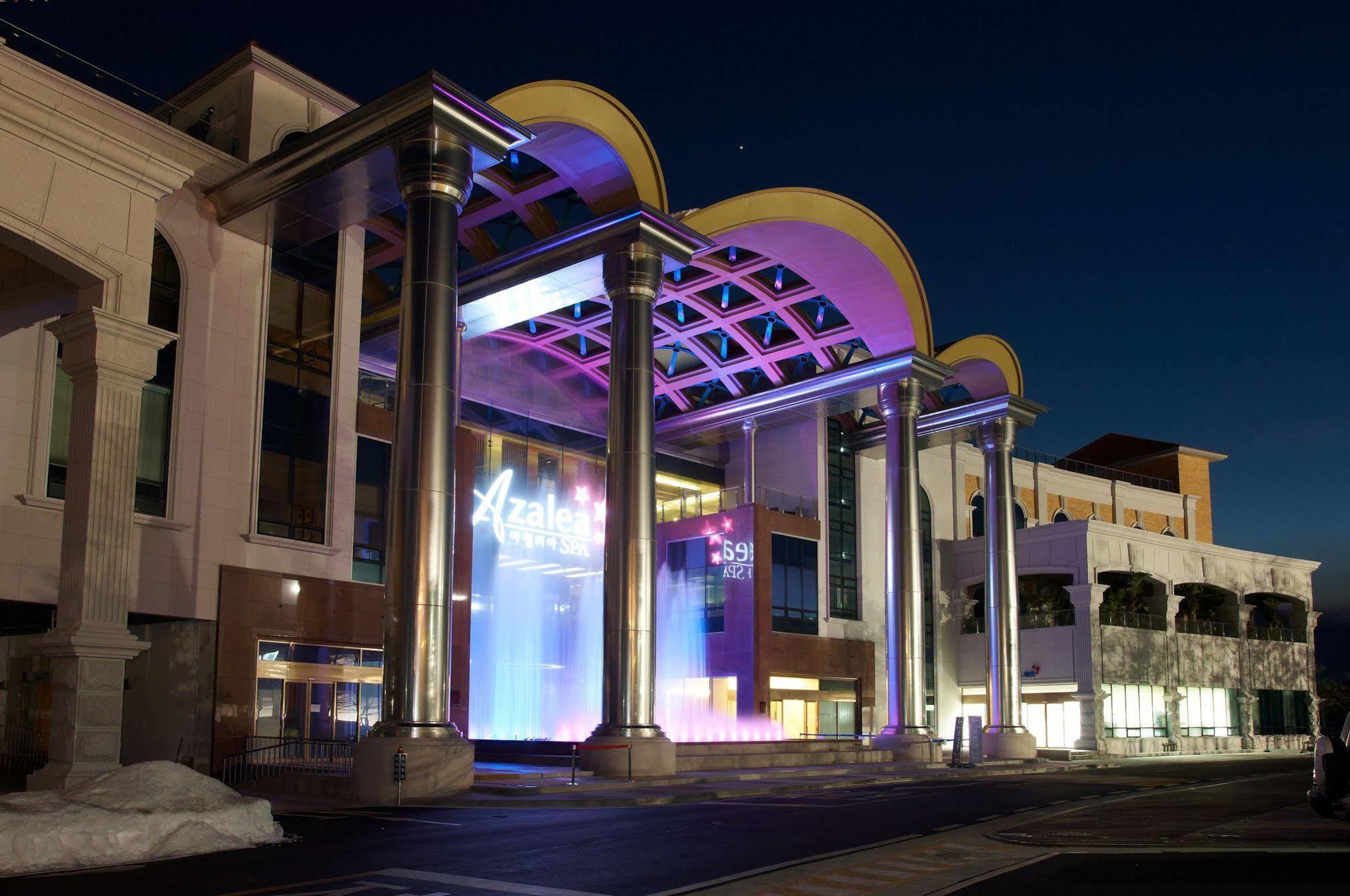 Pineridge Hotel Sokcho Exterior photo